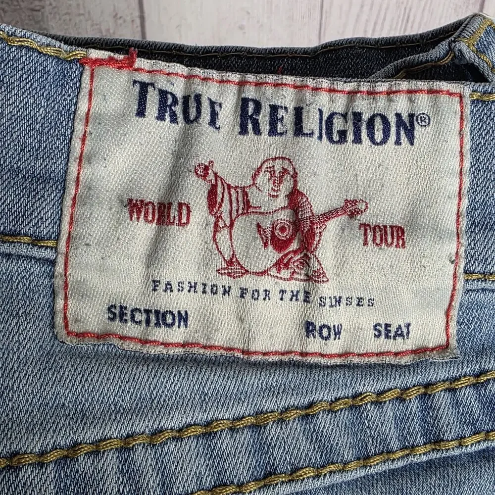 True Religion Rocco Light Wash Relaxed Skinny Jeans Size 30 (29x31.5)